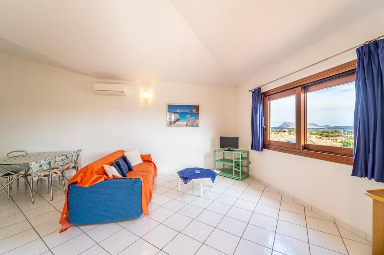 Iss Travel, Citai Panoramic Apartments - 1,5 Km From The Beach San Teodoro  Dış mekan fotoğraf