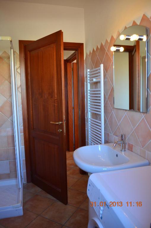 Iss Travel, Citai Panoramic Apartments - 1,5 Km From The Beach San Teodoro  Oda fotoğraf
